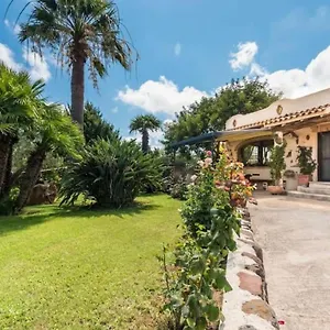 Con Immenso Giardino Orosei